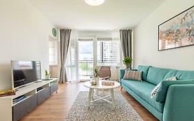 Hendrix Bridge Apartment 2